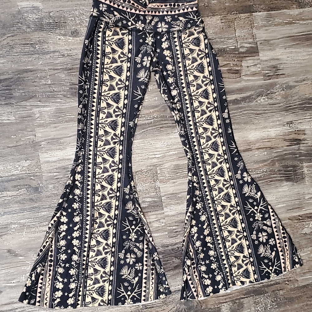 RARE Teeki Moonflower Bells